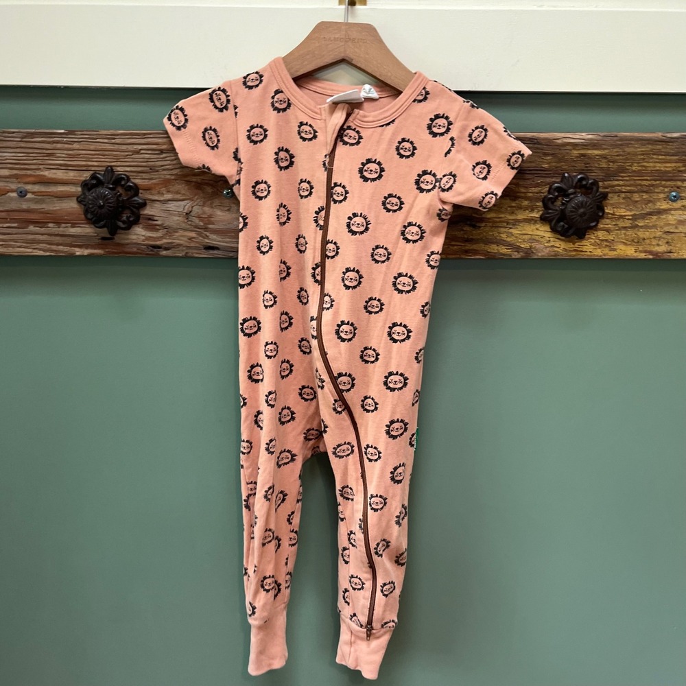 Parade Organics Kids Peach Lion Print Short Sleeve Zip Romper‎ 18-24 Months